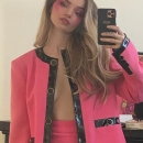 dovecameron_20210526_122.png